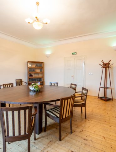 Ředitelský salonek